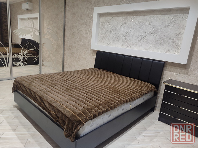 Собственник!!! Вода 24/7 Сдам 3-х комнатную квартиру студию 80 м². Калининский р-н Безалкогольный Донецк - изображение 3