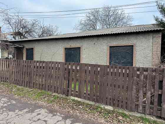 Продам квартира на земле 120 м2 10 соток Макеевка