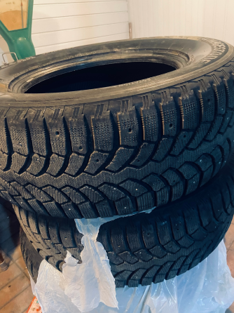 Продам зимнюю резину Донецк