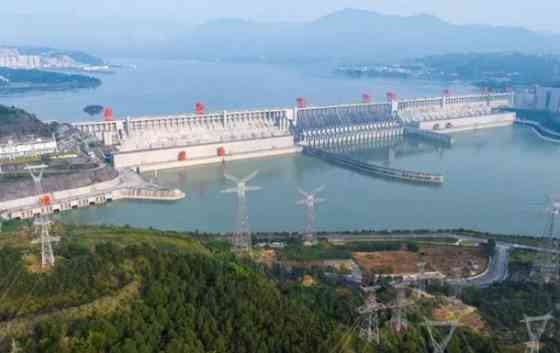 Ешо есть время визти из Азова Донецк