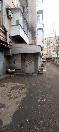 Сдам 114 м² Офис, Склад в Ворошиловском р-не, ул. Артёма. Отдельный вход со двора. Донецк