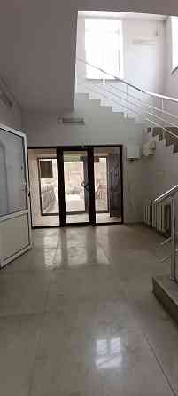 Сдам 1048 м² под Мед Центр, Офис в Ленинском р-не. Все коммуникации. Трафик. Ремонт. Своя парковка! Донецк