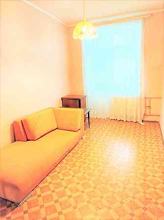 2-х комн. сталинка в центре Донецка, пр. Театральный/50-летия Ссср. Донецк