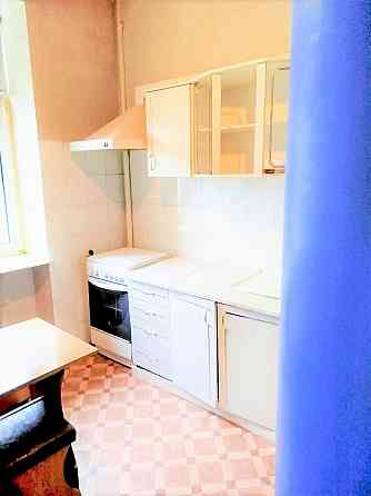 2-х комн. сталинка в центре Донецка, пр. Театральный/50-летия Ссср. Донецк