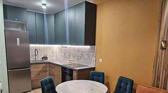 Сдаю крупногабаритную однокомнатную квартиру в Буденовском районе Донецка. Ориентир: Караван. Донецк