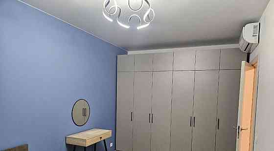 Сдаю крупногабаритную однокомнатную квартиру в Буденовском районе Донецка. Ориентир: Караван. Донецк