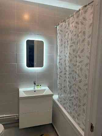 Сдаю Просторную Однокомнатную квартиру. Расположена в Ленинском районе ориентир оцкб Донецк