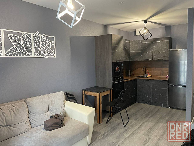 Сдаю Просторную Однокомнатную квартиру. Расположена в Ленинском районе ориентир оцкб Донецк - изображение 1