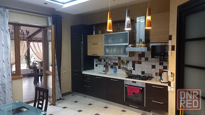 Продам дом на 5 участке, ул.Часов-Ярская, 3 уровня, отличное состояние, мебель, техника Донецк - изображение 9