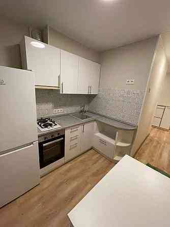 Сдам Двухкомнатную квартиру Расположена в Калининском районе по ул. Ильича Донецк