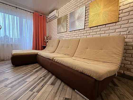 Продам диван раскладной 3м Донецк