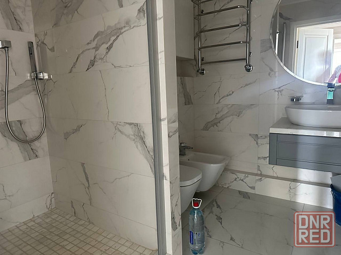 Продается трехкомнатная квартира в Приморском районе Мариуполь - изображение 2