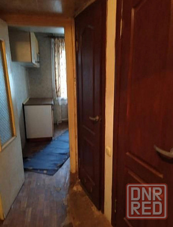 Продам в районе цирка трехкомнатную Донецк - изображение 1