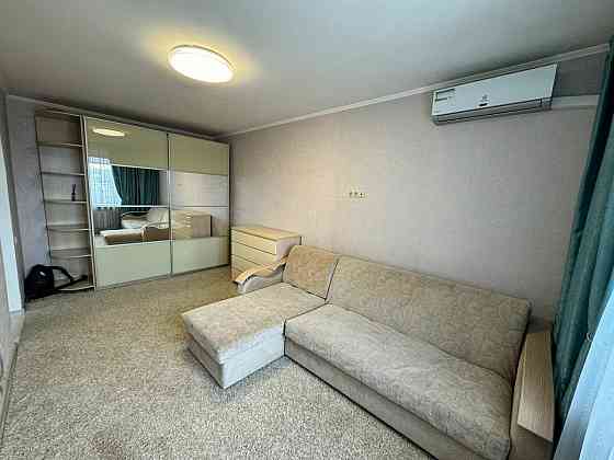 Сдаётся однокомнатная квартира. Стандартный ремонт. Калининский р-н. Бульвар Шевченко. Донецк