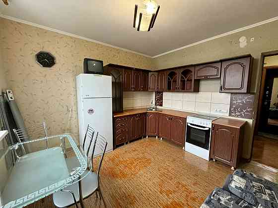 Сдаётся однокомнатная квартира. Стандартный ремонт. Калининский р-н. Бульвар Шевченко. Донецк