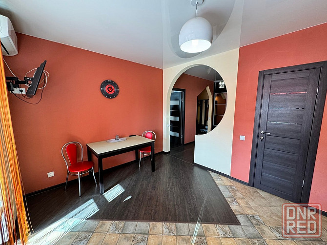 Сдаётся двухкомнатная квартира. Киевский район. Шахтерская площадь. Донецк - изображение 2