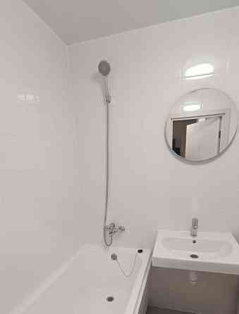 Однокомнатная квартира в Куйбышевском районе, на Азотном. Донецк