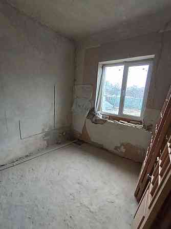 Продам 3-х комнатную крупногабаритную квартиру Харцызск