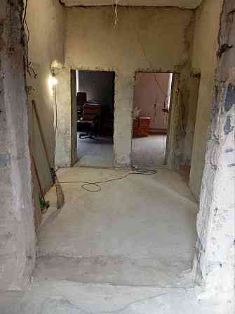 Продам 3-х комнатную крупногабаритную квартиру Харцызск