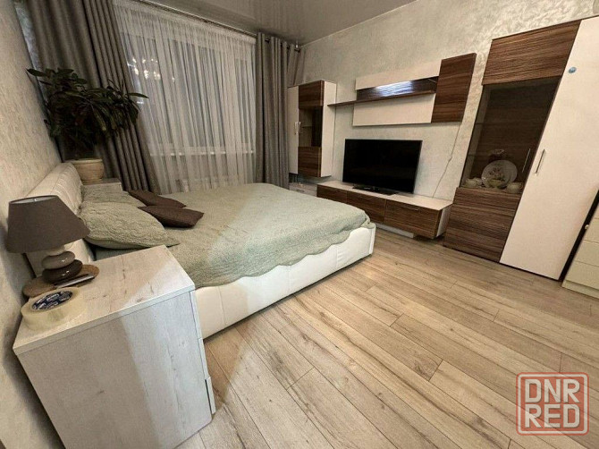 Сдаю Однокомнатную квартиру, расположена в Калининском районе по ул. Краснофлотская Донецк - изображение 1