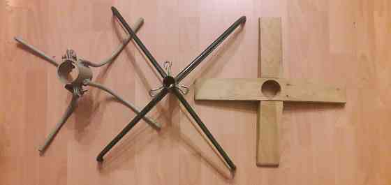 Продам подставку под елку Донецк