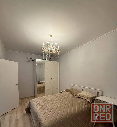 Сдаю однокомнатную квартиру в Буденовском районе Донецка напротив ледовой аренды "Алмаз". Донецк - изображение 2