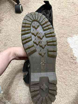 Продам осенние ботинки Донецк