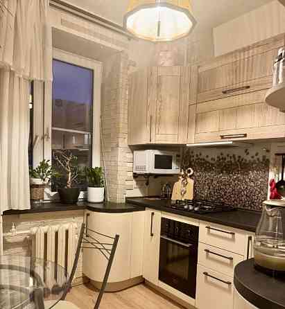 Сдаю двухкомнатную квартира в Киевском районе Донецка по улице Тренёва. Донецк