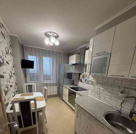 Сдам квартиру в Калининском районе, возле парка Строитель. Донецк