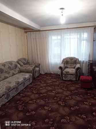 Продам большую Квартиру с Гаражом Торез