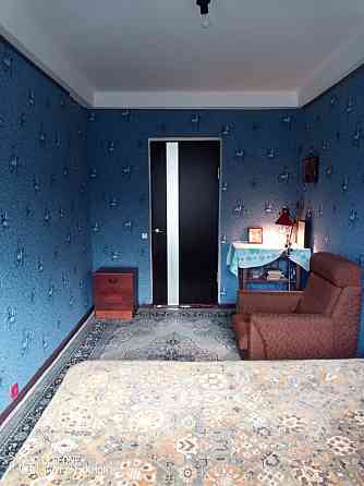 Продам большую Квартиру с Гаражом Торез