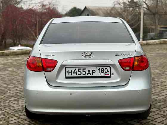 Hyundai Elantra 1.6 AT Донецк