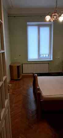 Продаю 4-х комнатную квартиру в Ворошиловском районе, ул. Артема Донецк