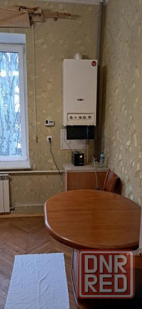 Продаю 4-х комнатную квартиру в Ворошиловском районе, ул. Артема Донецк - изображение 1