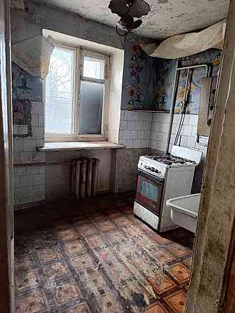 Продам 2-х комнатную квартиру на Западной, под ремонт. Макеевка