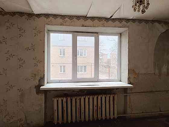 Продам 2-х комнатную квартиру на Западной, под ремонт. Макеевка