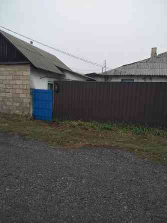 Продаю квартиру на земле в Пролетарском районе. Донецк