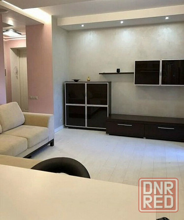 Сдается просторная двухкомнатная квартира (70 м2) Этаж: 4/9 Район: Калининский Донецк - изображение 1