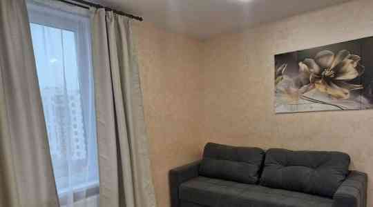 Сдается крупногабаритная двушка, первая сдача! Калининский район, Ильича. Центр Города! Донецк