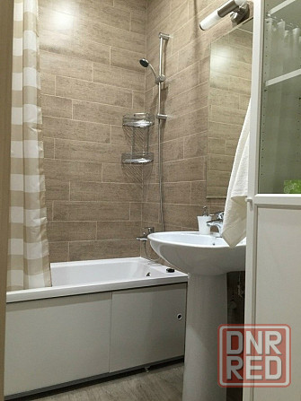 Сдаётся уютная однокомнатная квартира на длительный срок на Крытом рынке Донецк - изображение 1