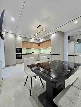 Сдам 3 к.кВ, Ворошиловский район, улица 25-лет РККа 18, Пирамида Донецк