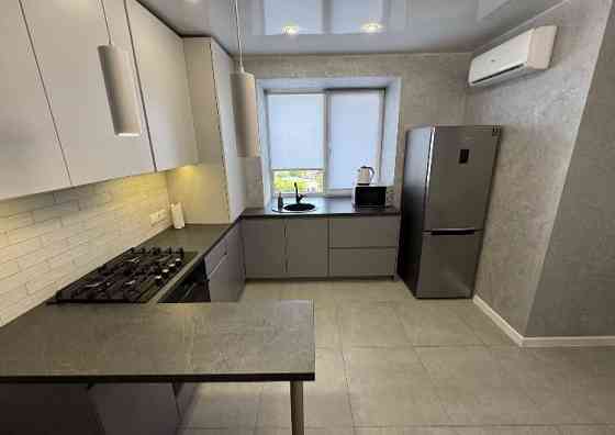 Аренда в городе Макеевка Шахтёрский кв 1к Макеевка