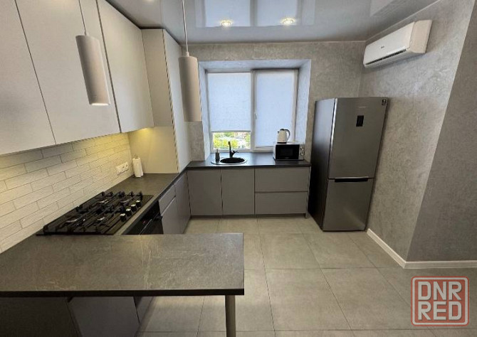 Аренда в городе Макеевка Шахтёрский кв 1к Макеевка - изображение 4