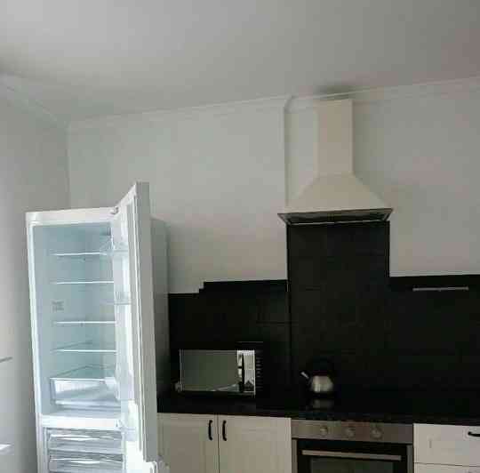 Сдается просторная двухкомнатная квартира с косметическим ремонтом (62м2) Донецк