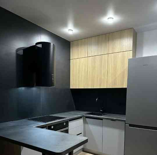 Сдается светлая и уютная студия с евроремонтом (25м2) Этаж: 7/9 Донецк