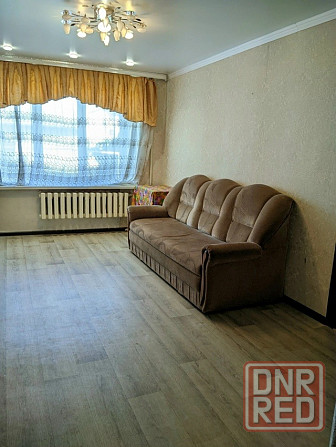 Квартира находится в Калининском районе Донецка, по адресу проспект Ильича, 76 Донецк - изображение 4