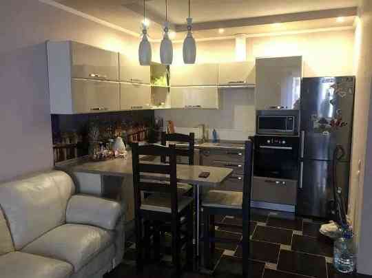 Сдается крупногабаритная однокомнатная квартира-студия Донецк