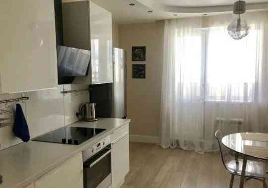 Сдается просторная двухкомнатная квартира (48 м2) Этаж: 8/9 Донецк