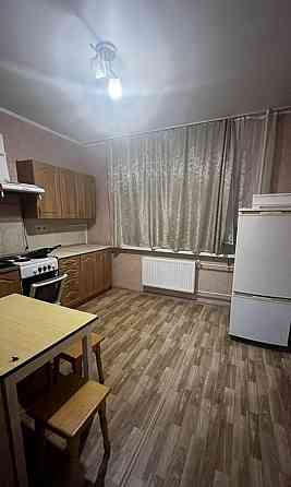 Сдаётся однокомнатная квартира в Ленинском районе Донецка, ориентир - Цирк Космос. Донецк