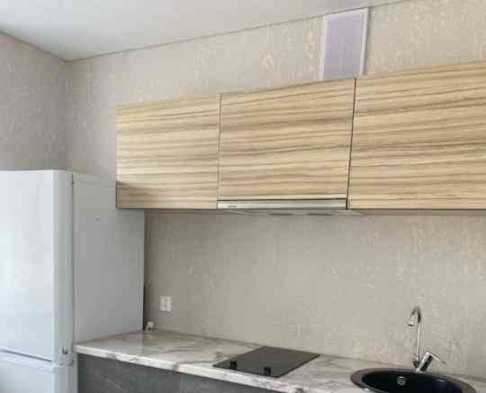 Сдаётся однокомнатная квартира в Калининском районе Донецка, общая площадь - 33 кв. м. Донецк